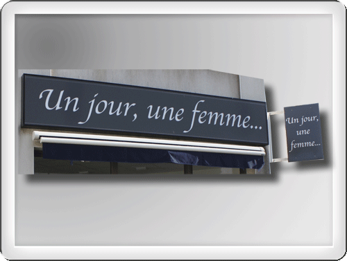 communication et publicité adhésive pour vitrines à Quiberon, Auray, Vannes, Morbihan